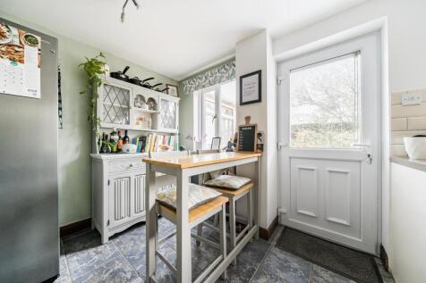 Breakfast area.jpg