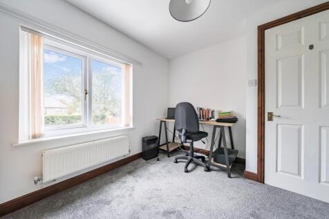 Bedroom 4.jpg