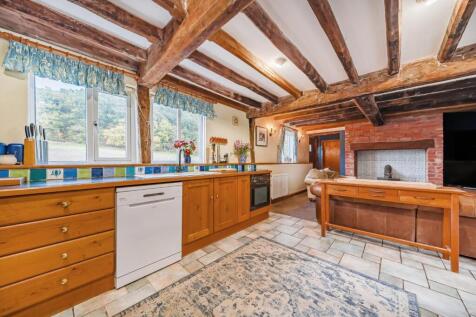 Kitchen worktops.jpg