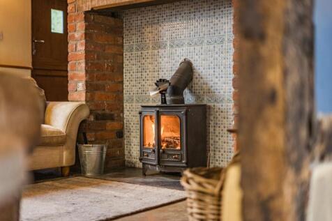 Kitchen fireplace.jpg