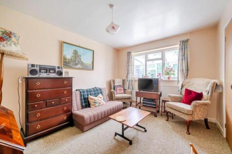 Bedroom 2 corner.jpg