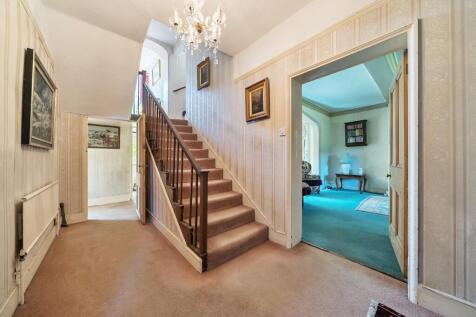 Entrance Hall.jpg