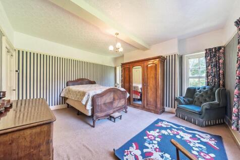 Bedroom One.jpg