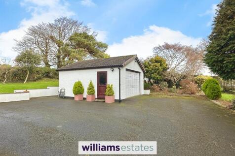 Driveway &amp; Garage