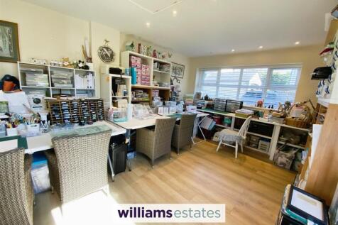 Office/Hobbies Room