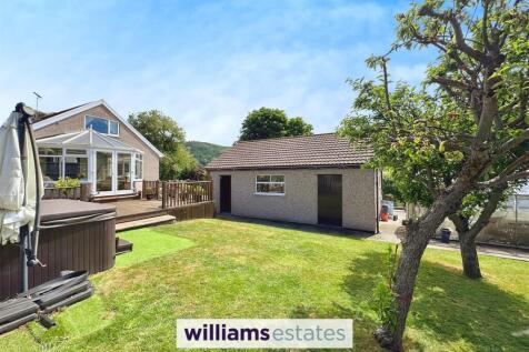 Garden &amp; Garage