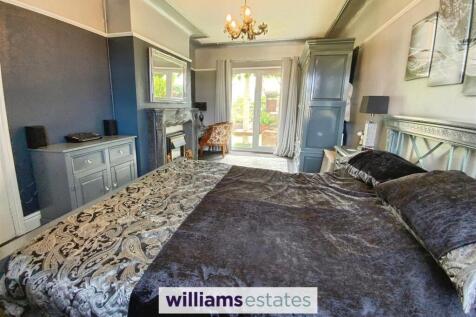 Ground Floor Bedroom/Lounge