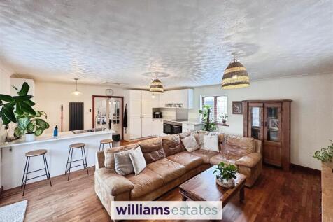 Open Plan Living/Kitchen