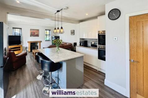 Kitchen/Diner/Living