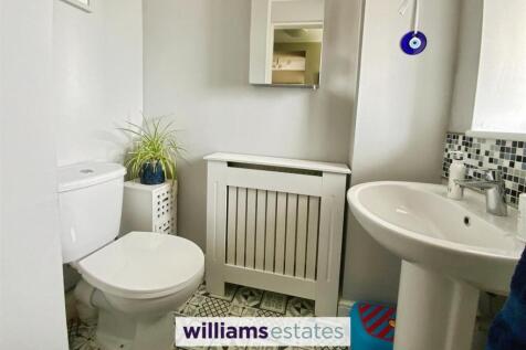 Ground Floor Cloakroom