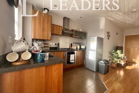 Kitchen (1)