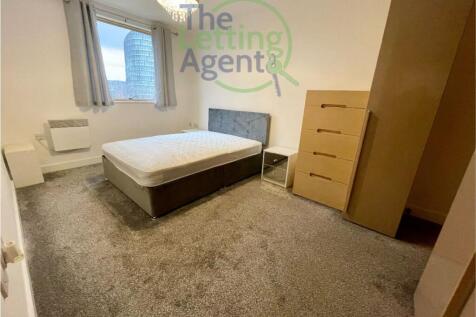 1st Double Bedroom