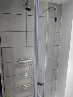 En-Suite Shower