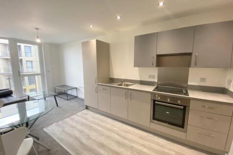 Open Plan Kitchen / Living Room