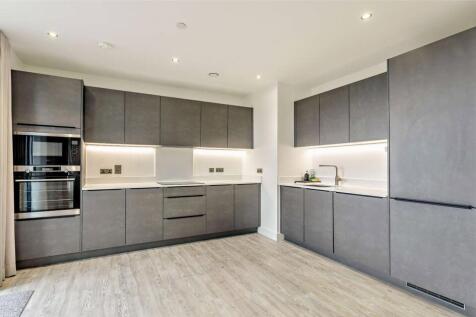 Lounge/Kitchen