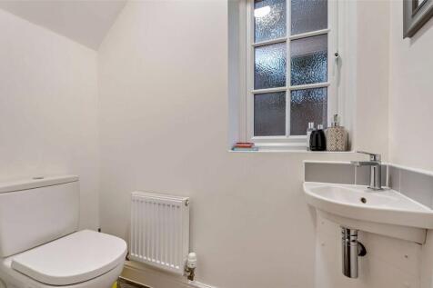 Ground Floor Wc