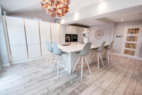 Open Plan Kitchen, Dining, Living