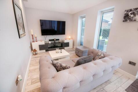 Open Plan Kitchen, Dining, Living