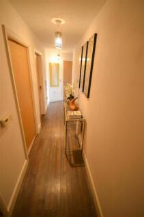 Reception Hallway leading into apartment
