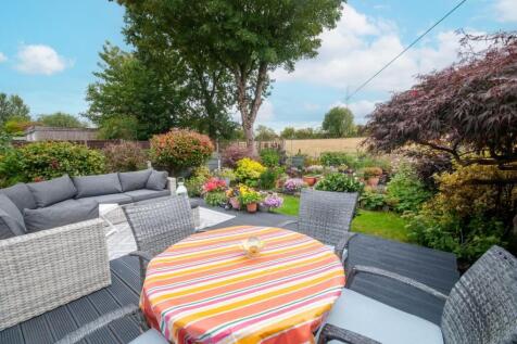 Outside - Rear Garden