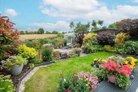 Outside - Rear Garden