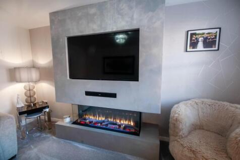 Lounge - Media Wall with Fire finished with Veneti