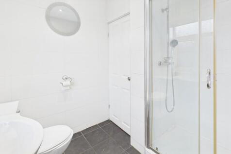 hower room