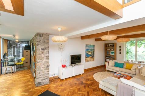 2nd lounge