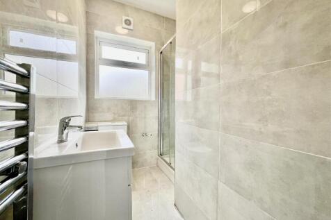 Shower Room/ WC