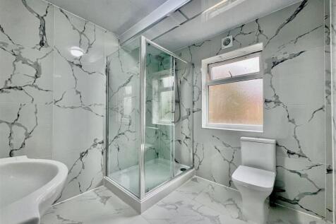 Shower Room/ WC