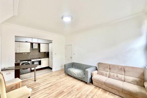 Open Plan Kitchen/ Reception Room