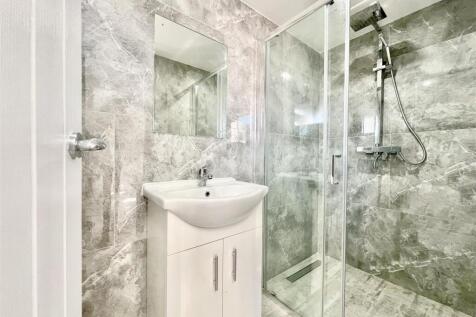 Shower Room/ WC