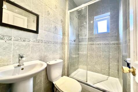 Shower Room/ WC