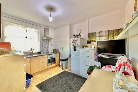 Open Plan Kitchen/ Diner