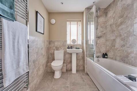 A Taylor Wimpey bathroom is easy to clean