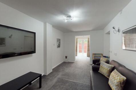Reception/Bedroom