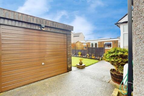 Driveway &amp; Garage