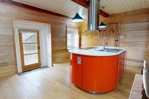 Property_EAFC_Plough-Royd-Barn-02252025_164443_05-