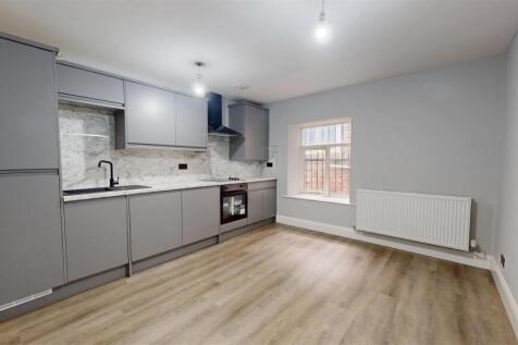 Flat-4-Crossley-Street-04152025_101756.jpg