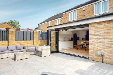 6-Asquith-Mews-04292025_134829.jpg