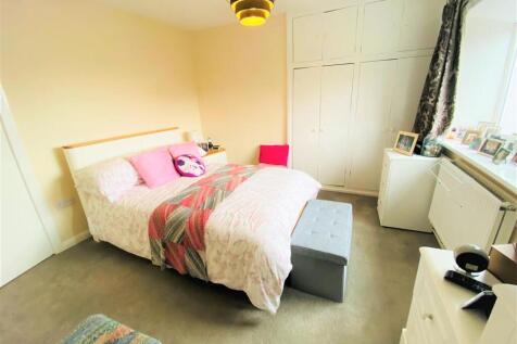 SouthTerrace1.jpg