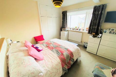 SouthTerrace4.jpg