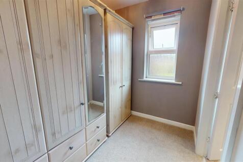 DRESSING AREA