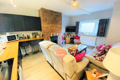 SouthTerrace7.jpg