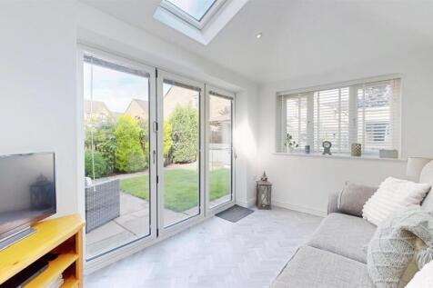 07990f21-23-Highcliffe-Court-07212025_125251.jpg