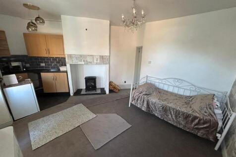 Living/Bedroom