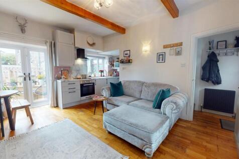 Dining Kitchen/Living
