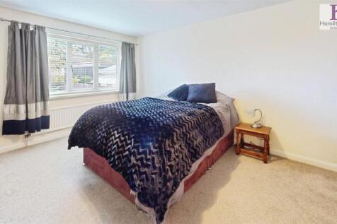 729d6b8e-13-Chelsea-Mansions-09042025_155223.jpg