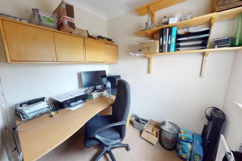 Bedroom/Home Office
