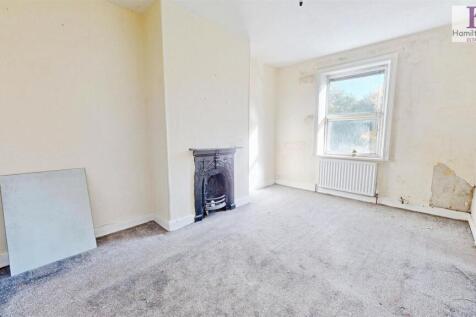 a95014e7-9-Ovenden-Road-Terrace-10072025_104351.jp